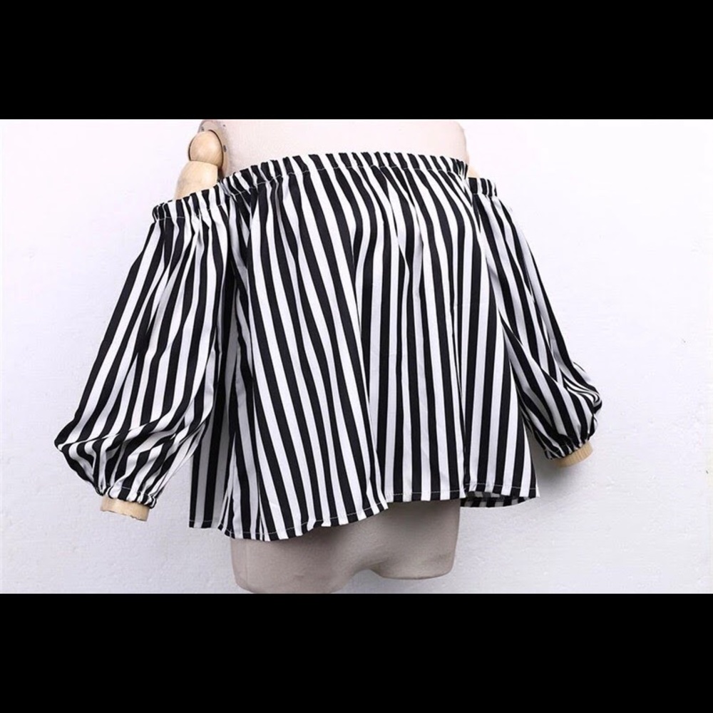 Black and White Striped crop top with Choker